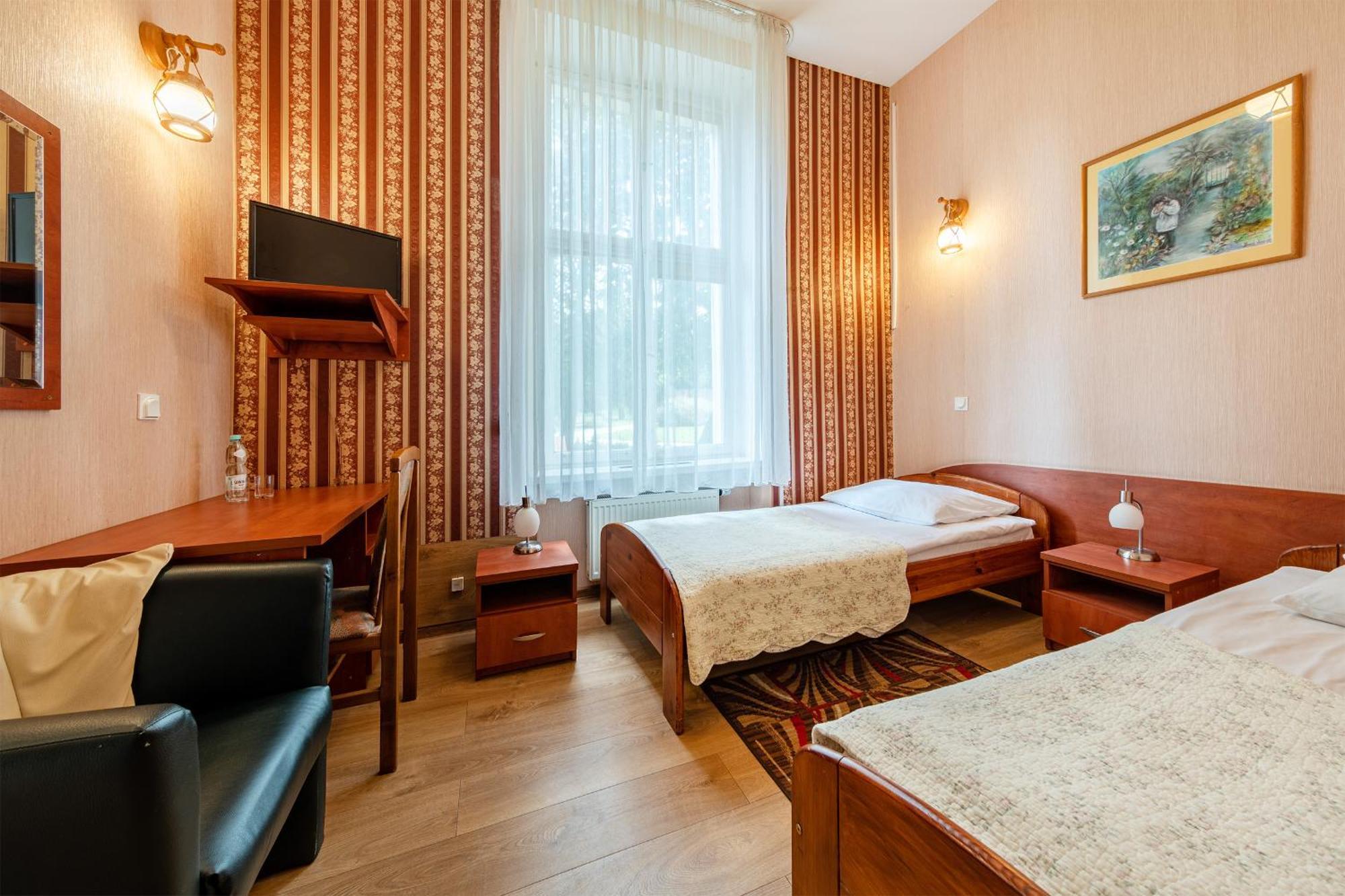 Hotel Pod Zamkiem Olsztyn (Warmian-Masurian)